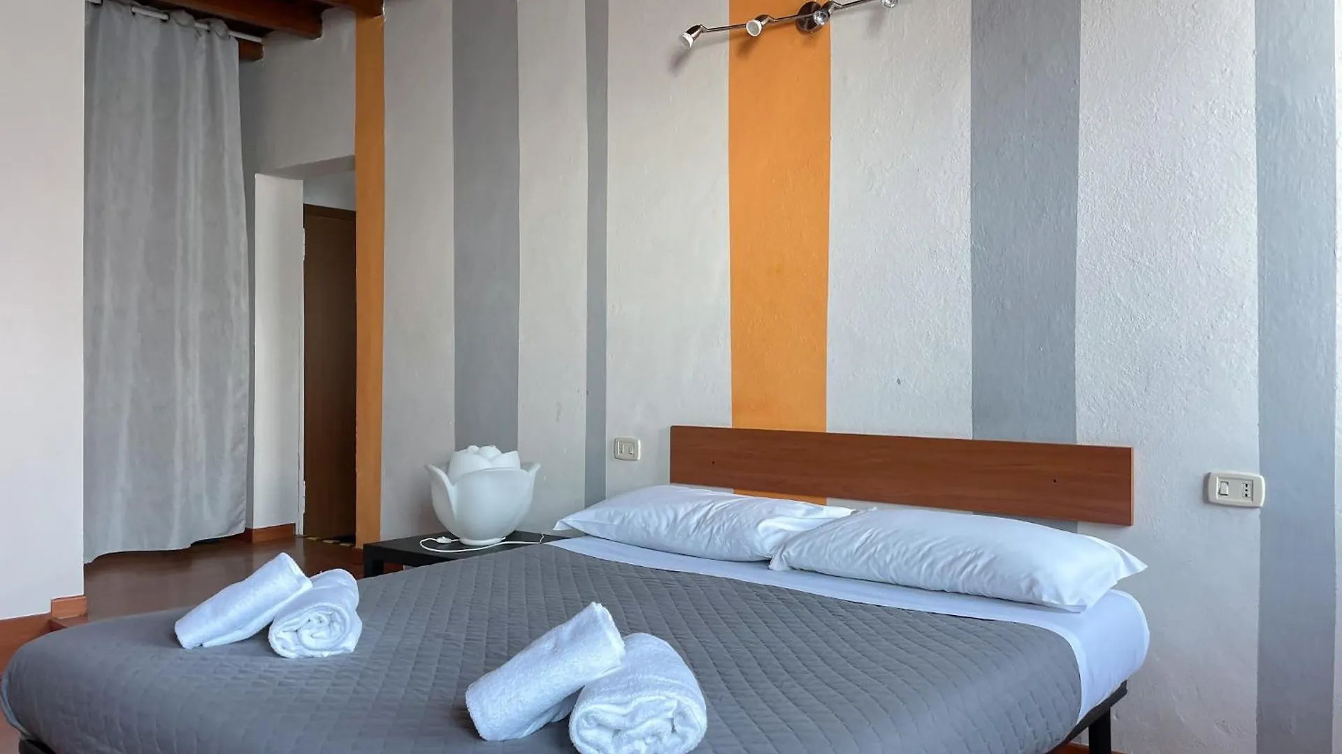 Renzo E Lucia Lake View Apartment Oliveto Lario Italy